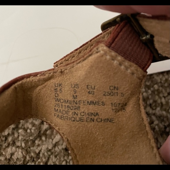 Clark sandals size 9 brown Preowned - Picture 4 of 4